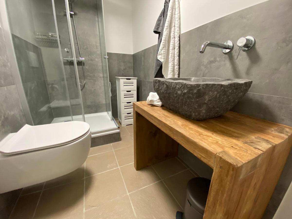 Basement 77 Apartment Toenisvorst ภายนอก รูปภาพ